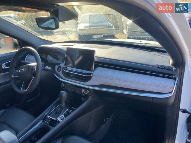 Білий Джип Compass, об'ємом двигуна 2 л та пробігом 24 тис. км за 22500 $, фото 8 на Automoto.ua