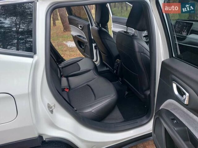 Белый Джип Компас, объемом двигателя 2 л и пробегом 18 тыс. км за 20700 $, фото 15 на Automoto.ua