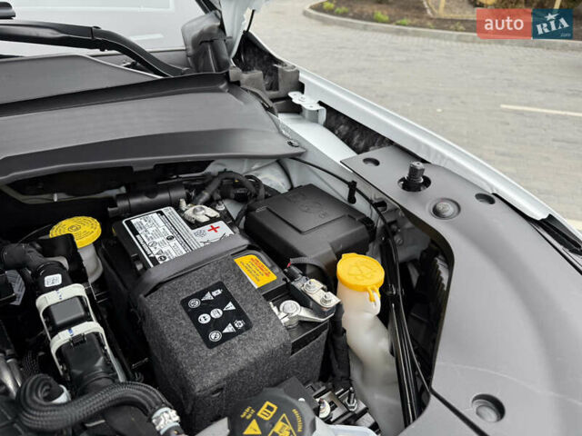 Білий Джип Compass, об'ємом двигуна 2 л та пробігом 2 тис. км за 25000 $, фото 58 на Automoto.ua