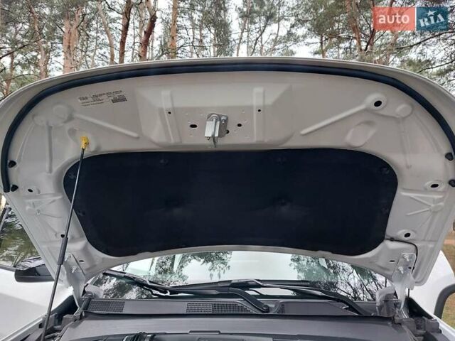 Белый Джип Компас, объемом двигателя 2 л и пробегом 18 тыс. км за 20700 $, фото 18 на Automoto.ua