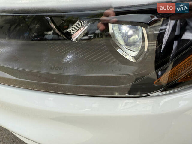 Білий Джип Compass, об'ємом двигуна 2 л та пробігом 4 тис. км за 28500 $, фото 11 на Automoto.ua