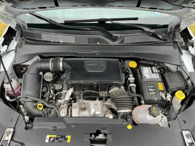 Білий Джип Compass, об'ємом двигуна 2 л та пробігом 3 тис. км за 24300 $, фото 23 на Automoto.ua