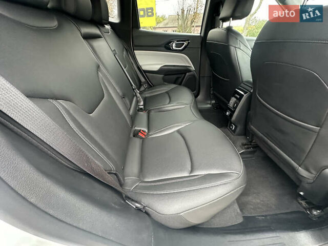 Білий Джип Compass, об'ємом двигуна 2 л та пробігом 19 тис. км за 21700 $, фото 17 на Automoto.ua
