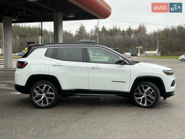 Білий Джип Compass, об'ємом двигуна 2 л та пробігом 3 тис. км за 24300 $, фото 9 на Automoto.ua