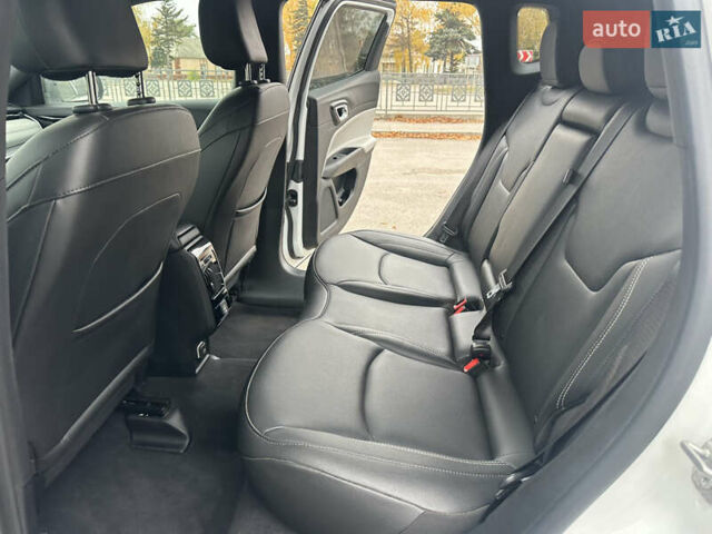 Білий Джип Compass, об'ємом двигуна 2 л та пробігом 19 тис. км за 21700 $, фото 32 на Automoto.ua
