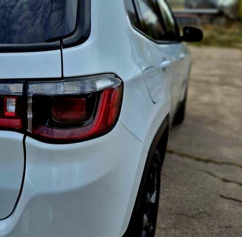 Белый Джип Компас, объемом двигателя 2 л и пробегом 7 тыс. км за 23999 $, фото 26 на Automoto.ua