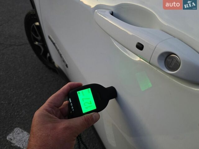 Білий Джип Compass, об'ємом двигуна 2 л та пробігом 75 тис. км за 19700 $, фото 111 на Automoto.ua
