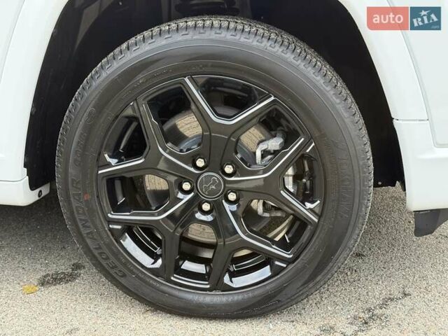 Білий Джип Compass, об'ємом двигуна 2 л та пробігом 2 тис. км за 22900 $, фото 9 на Automoto.ua