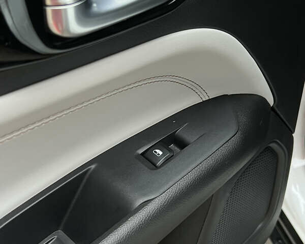 Белый Джип Компас, объемом двигателя 2 л и пробегом 3 тыс. км за 24300 $, фото 37 на Automoto.ua