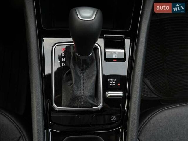 Білий Джип Compass, об'ємом двигуна 2 л та пробігом 2 тис. км за 22900 $, фото 27 на Automoto.ua