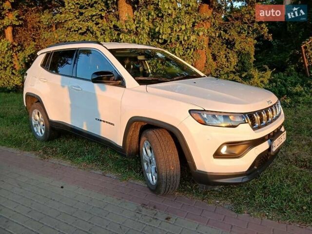 Белый Джип Компас, объемом двигателя 2 л и пробегом 8 тыс. км за 21990 $, фото 27 на Automoto.ua