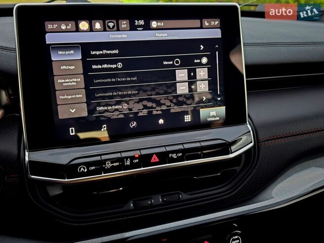 Білий Джип Compass, об'ємом двигуна 2 л та пробігом 75 тис. км за 19700 $, фото 76 на Automoto.ua