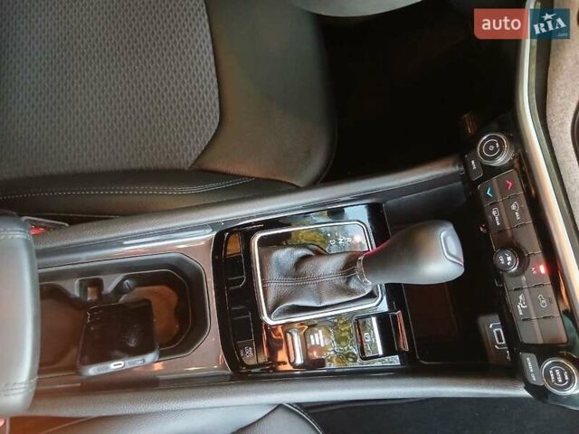 Белый Джип Компас, объемом двигателя 2 л и пробегом 8 тыс. км за 19800 $, фото 1 на Automoto.ua