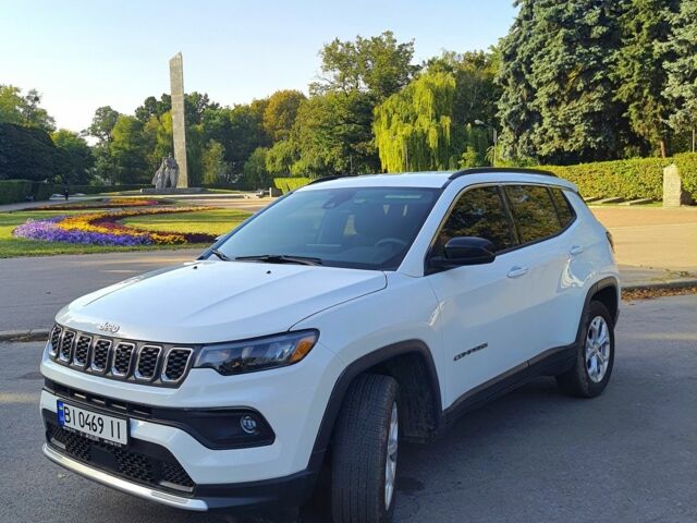 Белый Джип Компас, объемом двигателя 2 л и пробегом 20 тыс. км за 25200 $, фото 1 на Automoto.ua