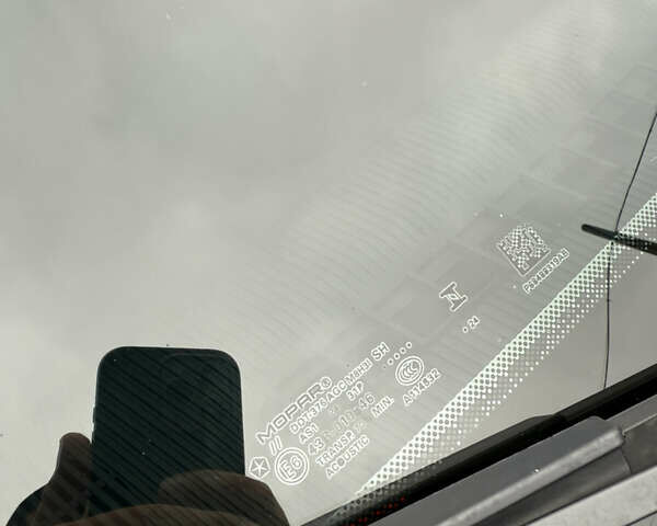 Білий Джип Compass, об'ємом двигуна 2 л та пробігом 2 тис. км за 25000 $, фото 24 на Automoto.ua