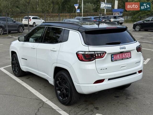 Білий Джип Compass, об'ємом двигуна 2 л та пробігом 2 тис. км за 22900 $, фото 4 на Automoto.ua