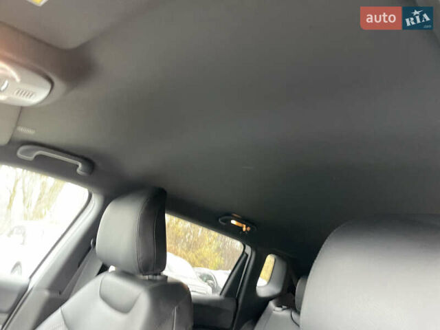 Белый Джип Компас, объемом двигателя 2 л и пробегом 24 тыс. км за 21500 $, фото 10 на Automoto.ua