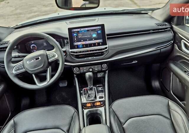 Белый Джип Компас, объемом двигателя 2 л и пробегом 7 тыс. км за 23999 $, фото 21 на Automoto.ua