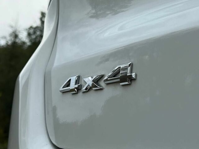 Білий Джип Compass, об'ємом двигуна 2 л та пробігом 3 тис. км за 24300 $, фото 9 на Automoto.ua