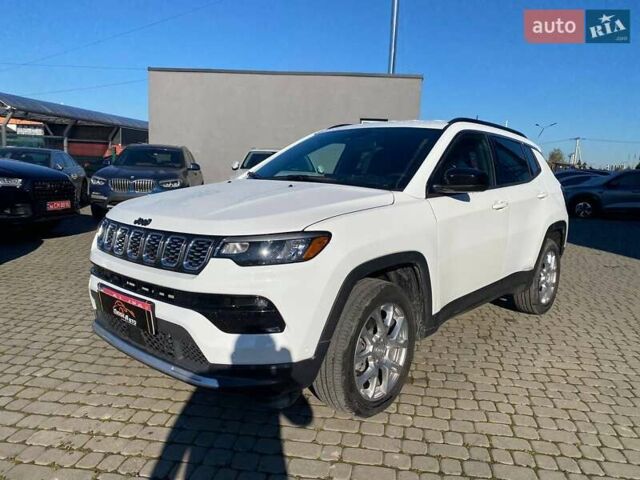 Білий Джип Compass, об'ємом двигуна 2 л та пробігом 24 тис. км за 22500 $, фото 2 на Automoto.ua