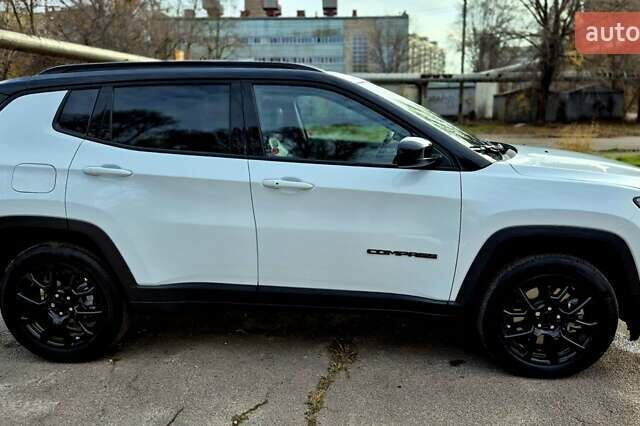 Белый Джип Компас, объемом двигателя 2 л и пробегом 7 тыс. км за 23999 $, фото 17 на Automoto.ua