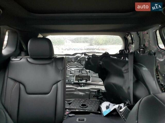 Білий Джип Compass, об'ємом двигуна 0 л та пробігом 12 тис. км за 5500 $, фото 5 на Automoto.ua