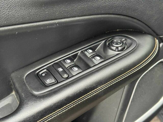 Черный Джип Компас, объемом двигателя 0 л и пробегом 97 тыс. км за 344 $, фото 12 на Automoto.ua