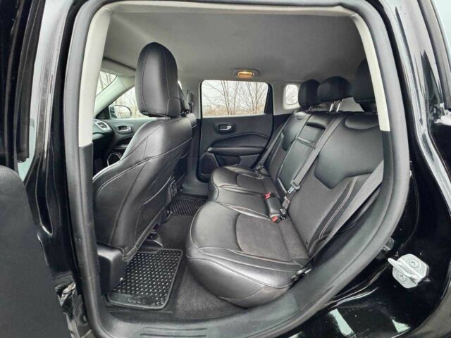 Черный Джип Компас, объемом двигателя 0 л и пробегом 97 тыс. км за 344 $, фото 11 на Automoto.ua