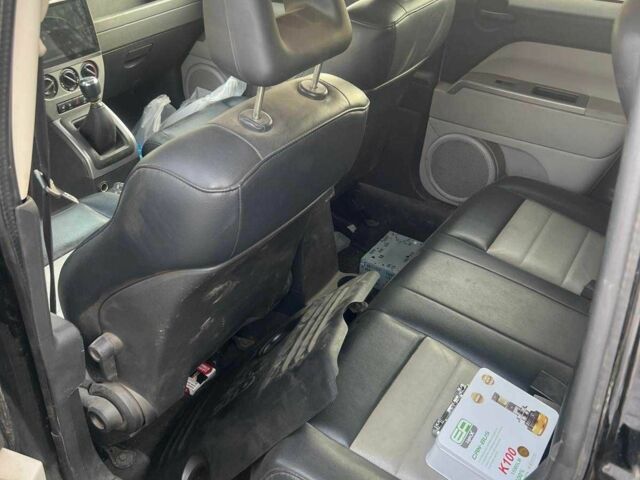 Чорний Джип Compass, об'ємом двигуна 2 л та пробігом 125 тис. км за 4509 $, фото 2 на Automoto.ua