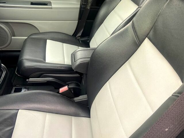 Чорний Джип Compass, об'ємом двигуна 2 л та пробігом 210 тис. км за 4900 $, фото 8 на Automoto.ua