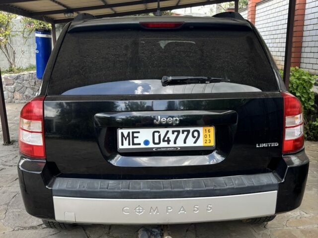 Чорний Джип Compass, об'ємом двигуна 2 л та пробігом 200 тис. км за 6500 $, фото 4 на Automoto.ua