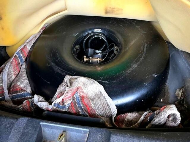 Чорний Джип Compass, об'ємом двигуна 2.4 л та пробігом 0 тис. км за 7200 $, фото 7 на Automoto.ua