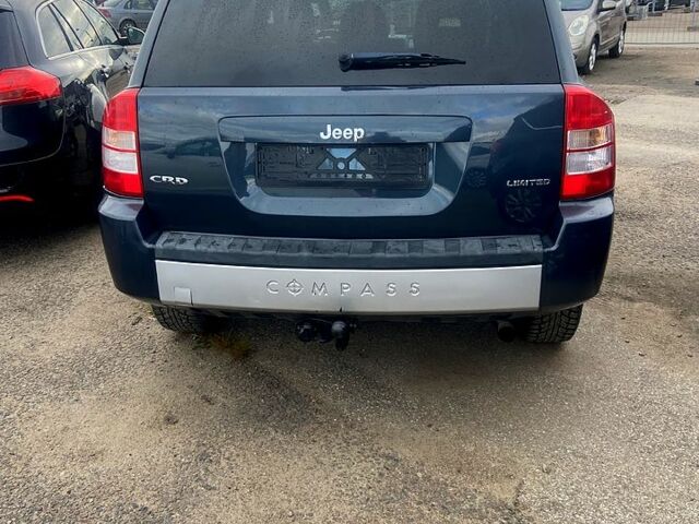 Чорний Джип Compass, об'ємом двигуна 2 л та пробігом 210 тис. км за 4900 $, фото 1 на Automoto.ua