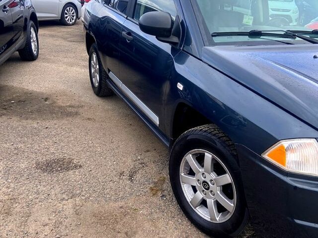 Чорний Джип Compass, об'ємом двигуна 2 л та пробігом 210 тис. км за 4900 $, фото 3 на Automoto.ua