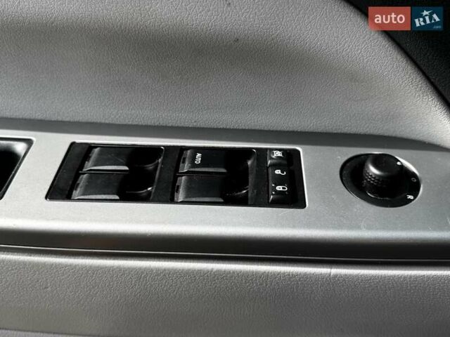 Черный Джип Компас, объемом двигателя 2.36 л и пробегом 261 тыс. км за 5900 $, фото 18 на Automoto.ua