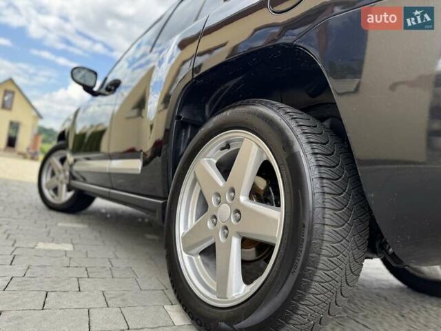 Чорний Джип Compass, об'ємом двигуна 2.4 л та пробігом 230 тис. км за 7550 $, фото 43 на Automoto.ua