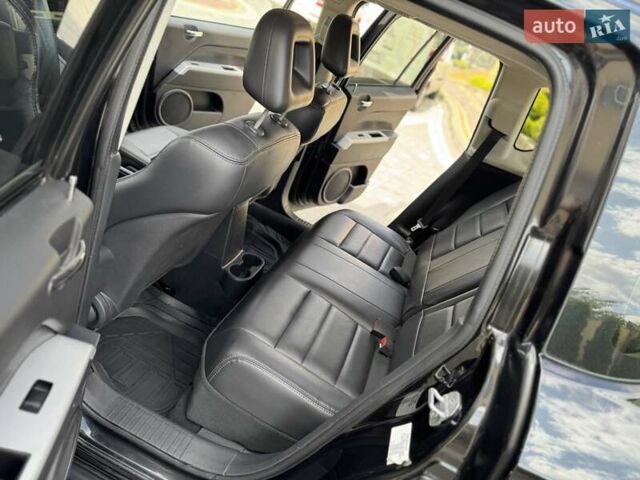 Чорний Джип Compass, об'ємом двигуна 2.4 л та пробігом 230 тис. км за 7550 $, фото 63 на Automoto.ua