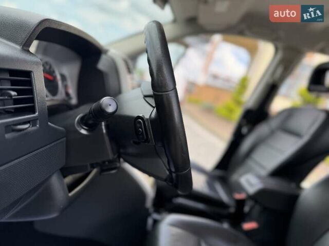 Чорний Джип Compass, об'ємом двигуна 2.4 л та пробігом 230 тис. км за 7550 $, фото 48 на Automoto.ua