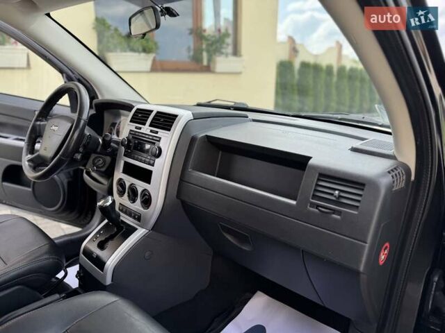Чорний Джип Compass, об'ємом двигуна 2.4 л та пробігом 230 тис. км за 7550 $, фото 65 на Automoto.ua