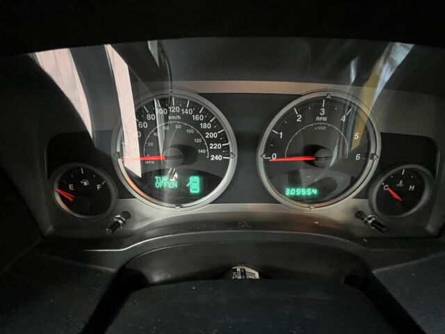 Чорний Джип Compass, об'ємом двигуна 2 л та пробігом 309 тис. км за 3500 $, фото 12 на Automoto.ua