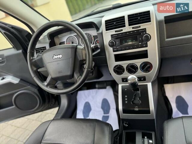 Чорний Джип Compass, об'ємом двигуна 2.4 л та пробігом 230 тис. км за 7550 $, фото 66 на Automoto.ua