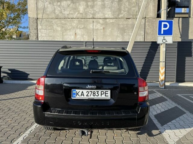 Черный Джип Компас, объемом двигателя 2.4 л и пробегом 218 тыс. км за 4500 $, фото 1 на Automoto.ua