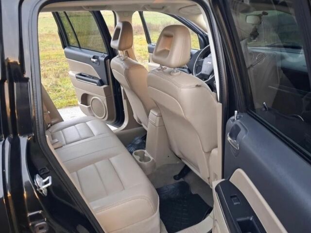 Чорний Джип Compass, об'ємом двигуна 2.4 л та пробігом 166 тис. км за 3200 $, фото 12 на Automoto.ua