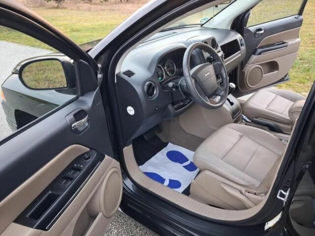 Чорний Джип Compass, об'ємом двигуна 2.4 л та пробігом 166 тис. км за 3200 $, фото 9 на Automoto.ua