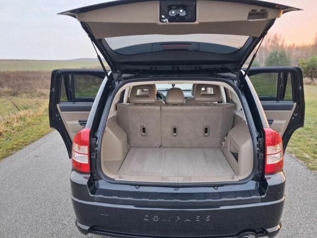 Чорний Джип Compass, об'ємом двигуна 2.4 л та пробігом 166 тис. км за 3200 $, фото 13 на Automoto.ua