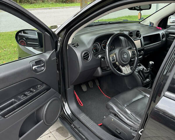 Чорний Джип Compass, об'ємом двигуна 2.14 л та пробігом 198 тис. км за 9500 $, фото 8 на Automoto.ua