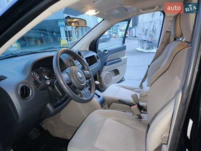 Чорний Джип Compass, об'ємом двигуна 2.36 л та пробігом 196 тис. км за 9300 $, фото 6 на Automoto.ua