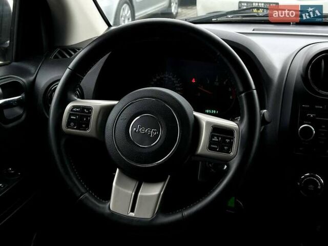Чорний Джип Compass, об'ємом двигуна 2.14 л та пробігом 185 тис. км за 10900 $, фото 10 на Automoto.ua