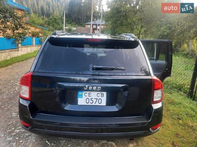 Черный Джип Компас, объемом двигателя 2 л и пробегом 250 тыс. км за 8500 $, фото 2 на Automoto.ua