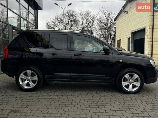 Чорний Джип Compass, об'ємом двигуна 2.14 л та пробігом 185 тис. км за 10900 $, фото 7 на Automoto.ua